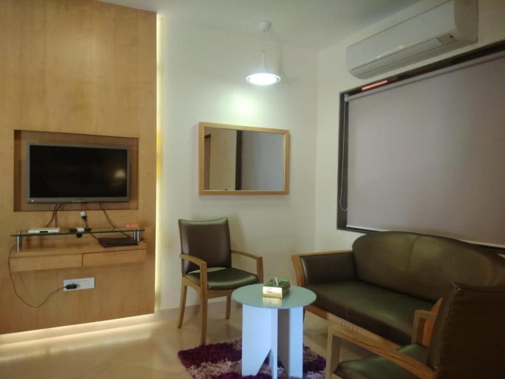 Meritas Seawind Beach Resort, Srīvardhan Zewnętrze zdjęcie