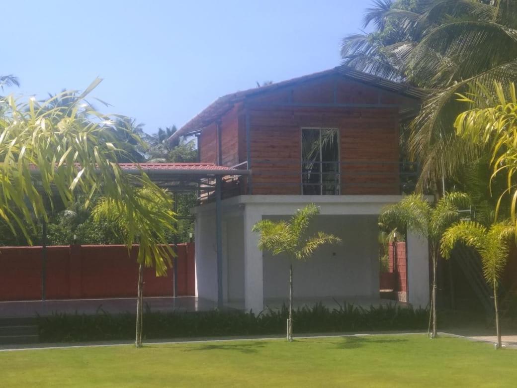 Meritas Seawind Beach Resort, Srīvardhan Zewnętrze zdjęcie