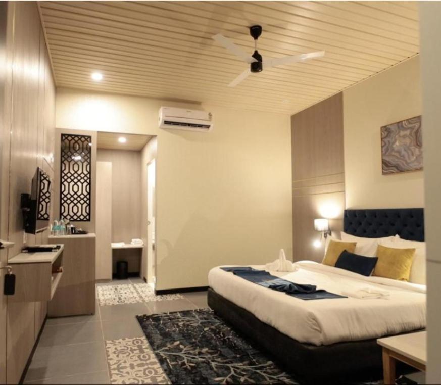 Meritas Seawind Beach Resort, Srīvardhan Zewnętrze zdjęcie